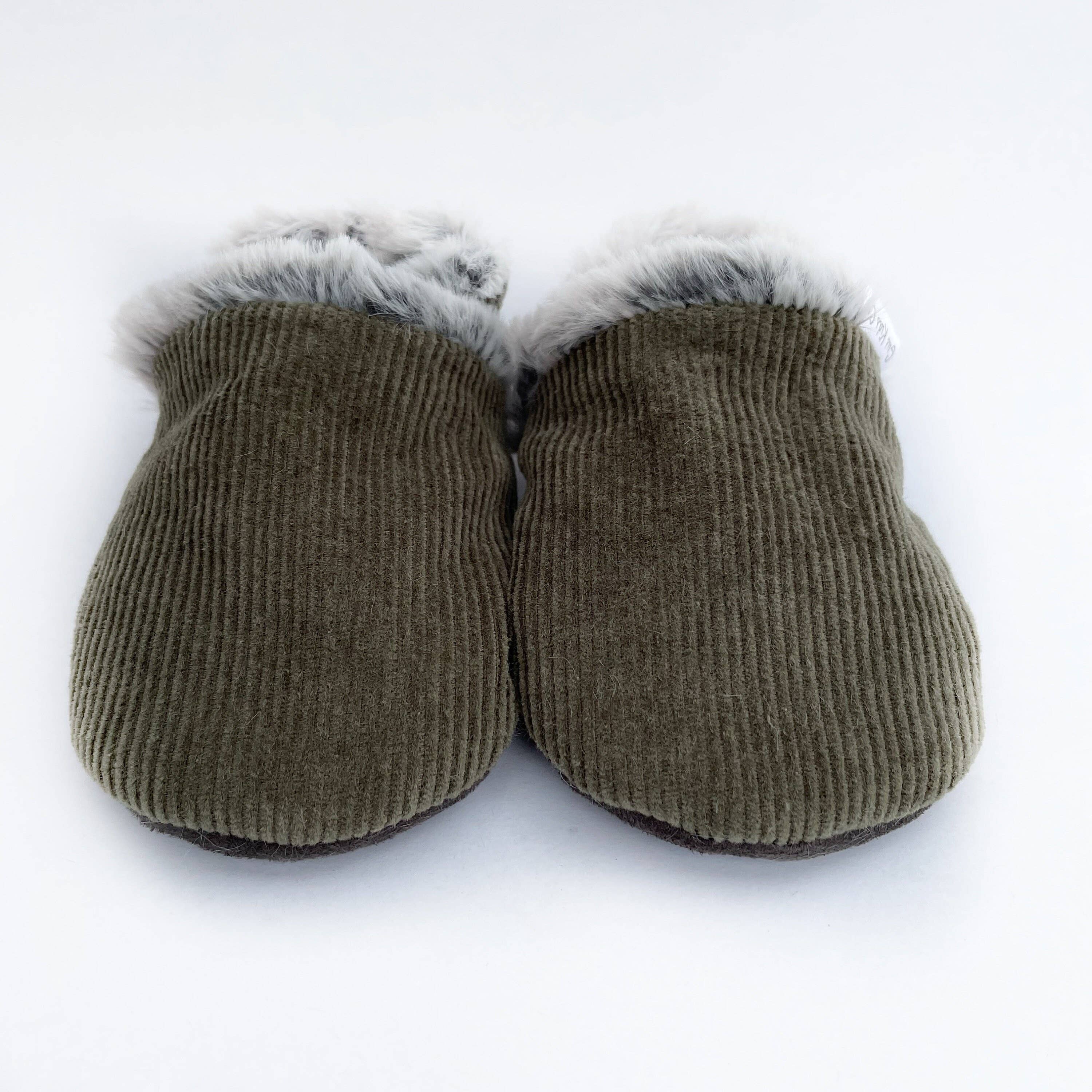 Gus Kids Co. - Olive Corduroy Baby Shoes -fur lined