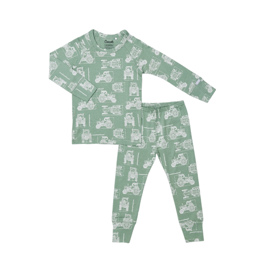 Long sleeve, 2-piece pajama, tractor print