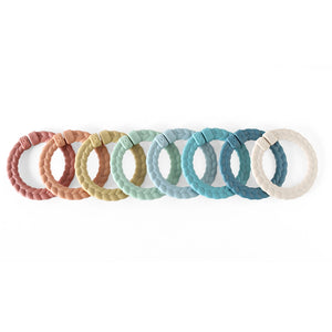 Bitzy Bespoke Itzy Rings™ Linking Ring Set - Rainbow