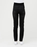Load image into Gallery viewer, Tyler Classic Slim Leg Jean
